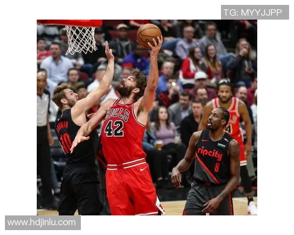 开拓者与勇士全场激战回顾精彩瞬间与关键时刻分析